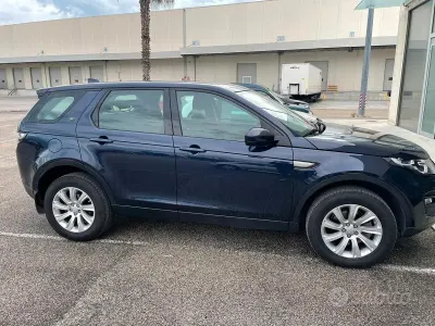Usata Land Rover Discovery 5