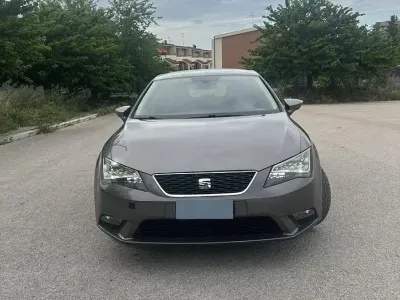 Usata Seat Leon 110 CV (80 kW) 2015 Grigio Berlina