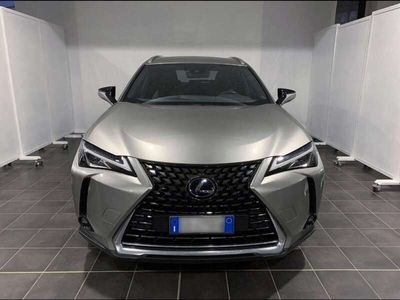 Lexus UX 250h