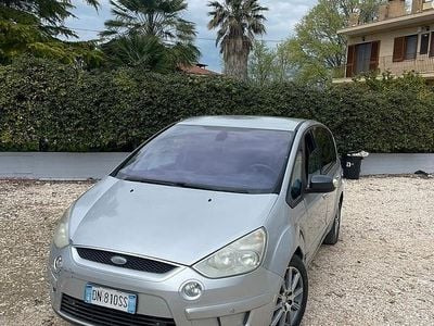 Usata Ford S-MAX S 140 CV (102 kW) 2008 Monovolume