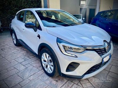 Usata Renault Captur Intens 115 CV (84 kW) 2020 Bianco SUV