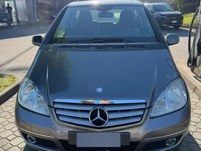 Käytetty Mercedes A170 Avantgarde 116 HP (85 kW) 2008 Harmaa Viistoperä