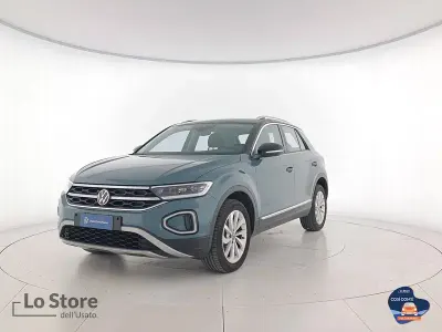 Usata VW T-Roc Style 116 CV (85 kW) 2025 Blu SUV