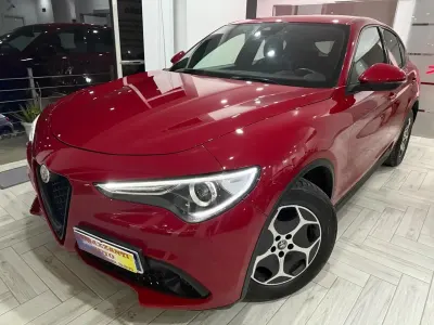 Usata Alfa Romeo Stelvio 160 CV (117 kW) 2023 Rosso SUV