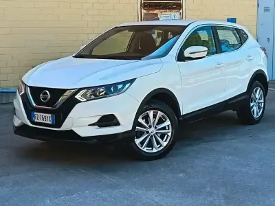 Usata Nissan Qashqai Visia 116 CV (85 kW) 2020 Bianco SUV