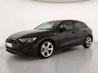 Usata Audi A3 S-Line 150 CV (110 kW) 2025 Nero mito metallizzato Berlina