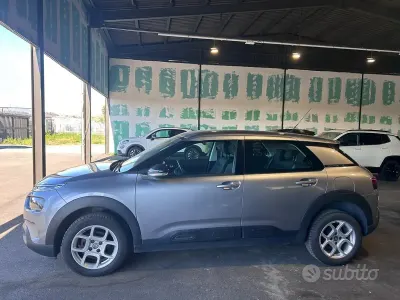 Usata Citroën C4 Live 100 CV (73 kW) 2018 Grigio Berlina