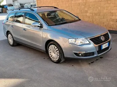 Usata VW Passat Comfortline 160 CV (117 kW) 2008 Bluazzurro Berlina