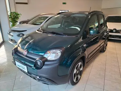 Nuova Fiat Panda 65 CV (47 kW) 2026 Verde Utilitaria