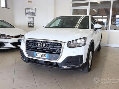 Bianco Usata 2019 Audi Q2 Business SUV | 17.300 € (Buon prezzo)