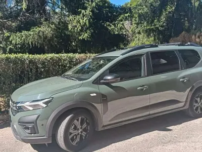 Usata Dacia Jogger Extreme 101 CV (74 kW) 2023 Monovolume