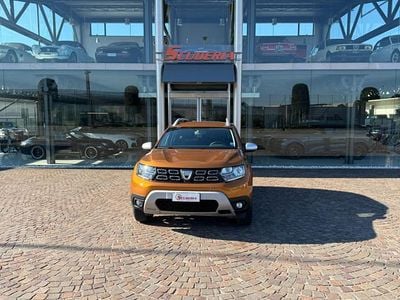 Usata Dacia Duster Prestige 101 CV (74 kW) 2021 Arancione SUV