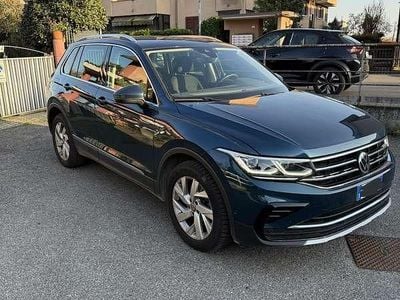 Usata VW Tiguan Elegance 150 CV (110 kW) 2021 Blu/azzurro SUV