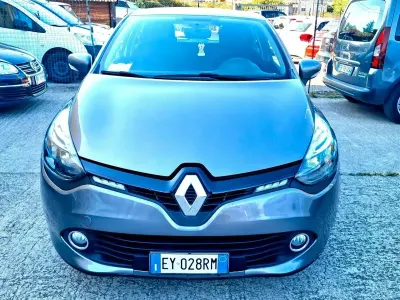 Usata Renault Clio IV 75 CV (55 kW) 2015 Grigio Berlina