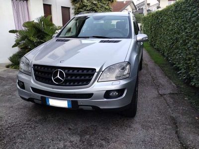 Mercedes ML320