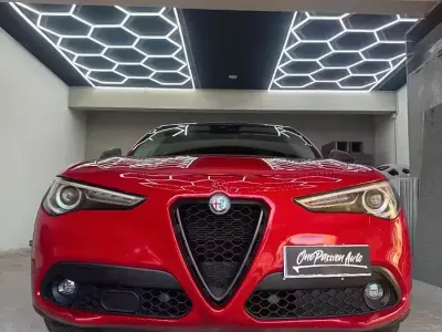 Usata Alfa Romeo Stelvio 190 CV (139 kW) 2019 Rosso SUV
