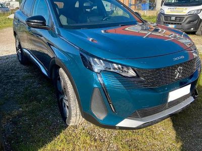 Usata Peugeot 3008 Allure 130 CV (95 kW) 2024 Blu SUV