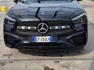 Usado Mercedes GLA200 AMG line 190 CV (139 kW) 2023 Negro SUV