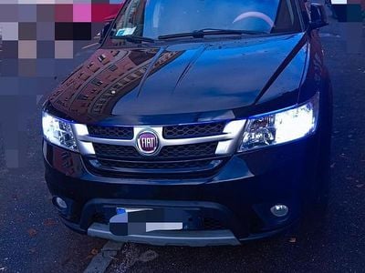 Usata Fiat Freemont 170 CV (125 kW) 2013 Nero SUV