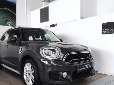 Usata Mini Cooper Countryman Hype 136 CV (100 kW) 2019 Grigio SUV