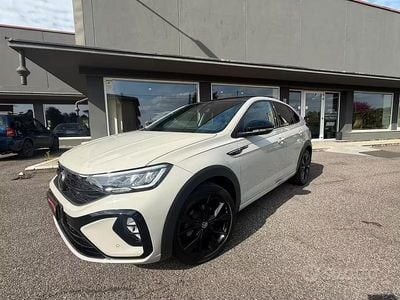 Begagnad VW Taigo R-line 110 HK (80 kW) 2022 Vit SUV