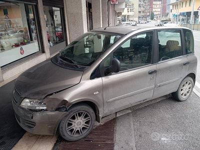 Begagnad Fiat Multipla