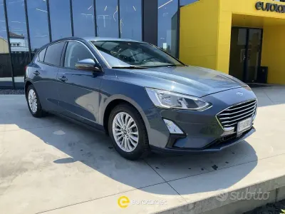 Usata Ford Focus Business Edition 125 CV (91 kW) 2018 Blu/azzurro Berlina