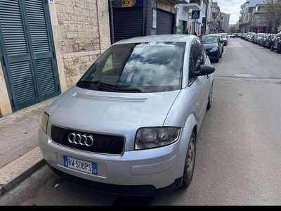 Usata Audi A2 Ambiente 75 CV (55 kW) 2001 Argento Utilitaria