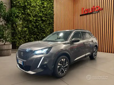 Usata Peugeot 2008 Allure 131 CV (96 kW) 2020 Grigio SUV