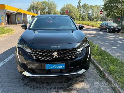 Usata Peugeot 3008 Allure 120 CV (88 kW) 2022 Nero SUV
