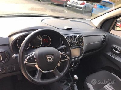 usata Dacia Lodgy Stepway 1.5 blue dci s&s 115cv 7p.ti