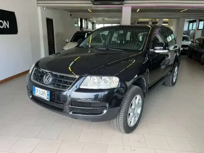 Usata VW Touareg R 174 CV (127 kW) 2004 Nero SUV