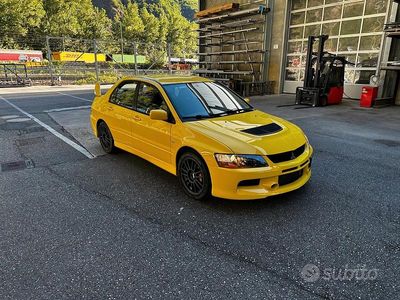 Usata Mitsubishi Lancer 280 CV (205 kW) 2008 Giallo Berlina