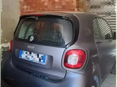 Usata Smart ForTwo Electric Drive Passion 41 kW (56 CV) 2018 Grigio Coupé
