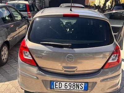 Usata Opel Corsa 95 CV (69 kW) 2010 Utilitaria