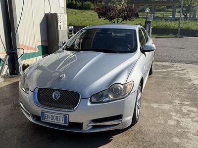 Usata Jaguar XF Premium Luxury 207 CV (152 kW) 2009 Grigio Berlina