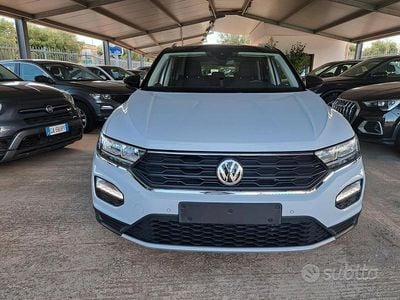 Usata VW T-Roc Style 116 CV (85 kW) 2019 Bianco SUV