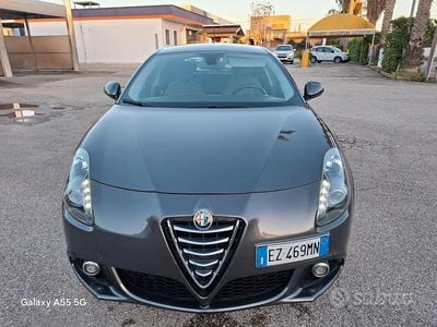 Usata Alfa Romeo Giulietta Distinctive 120 CV (88 kW) 2015 Grigio Berlina