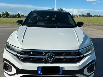 Usata VW T-Roc R-line 110 CV (80 kW) 2022 Bianco SUV