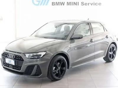 Usata Audi A1 Sportback S-Line 150 CV (110 kW) 2024 Grigio chronos Utilitaria