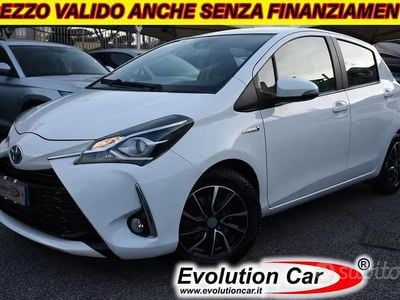 Second-hand Toyota Yaris Hybrid 73 CP (53 kW) 2018 Alb Berlinǎ