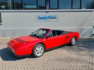 Usata Ferrari Mondial 300 CV (220 kW) 1990 Rosso Cabrio