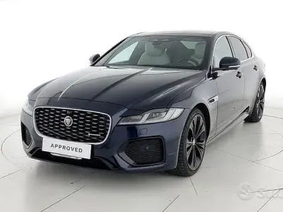 Usata Jaguar XF R-Dynamic 204 CV (150 kW) 2021 Bluazzurro Berlina