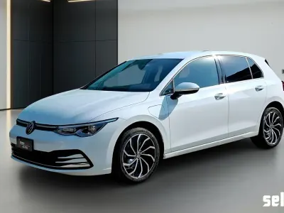 Usata VW Golf VIII Style 204 CV (150 kW) 2022 0q pure white Berlina