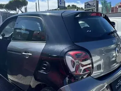 Usata Smart ForFour Electric Drive 41 kW (56 CV) 2021 Grigio Berlina