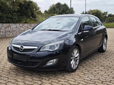 Usata Opel Astra Cosmo 125 CV (91 kW) 2009 Nero Berlina
