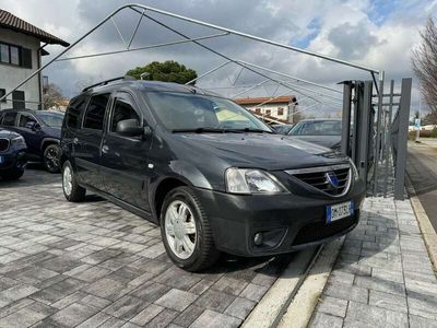 usata Dacia Logan MCV 1.6 16V Laureate 7-posti