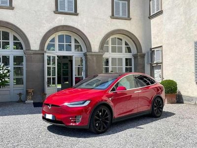 Usata Tesla Model X 158 kW (215 CV) 2021 Rosso SUV