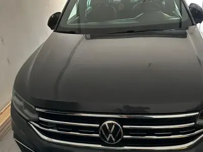 Usata VW Tiguan R-line 150 CV (110 kW) 2021 Grigio SUV