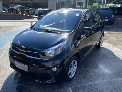 Usata Kia Picanto Urban 67 CV (49 kW) 2022 Nero Utilitaria